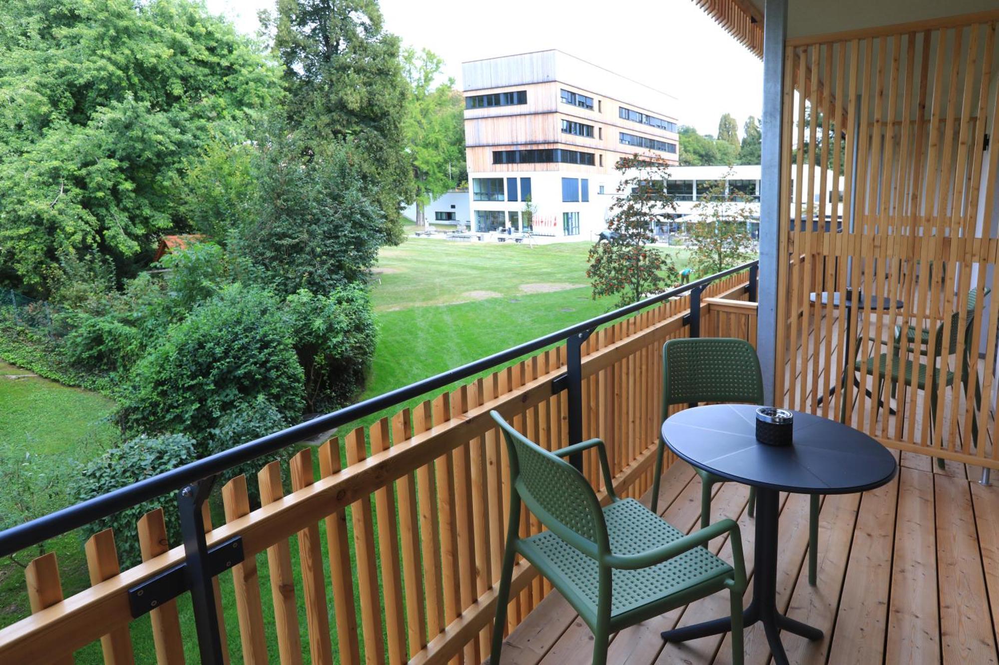 Hotel Steiermarkhof Graz - Aus Holz Gebaut, Von Huegeln Gekuesst Exterior foto